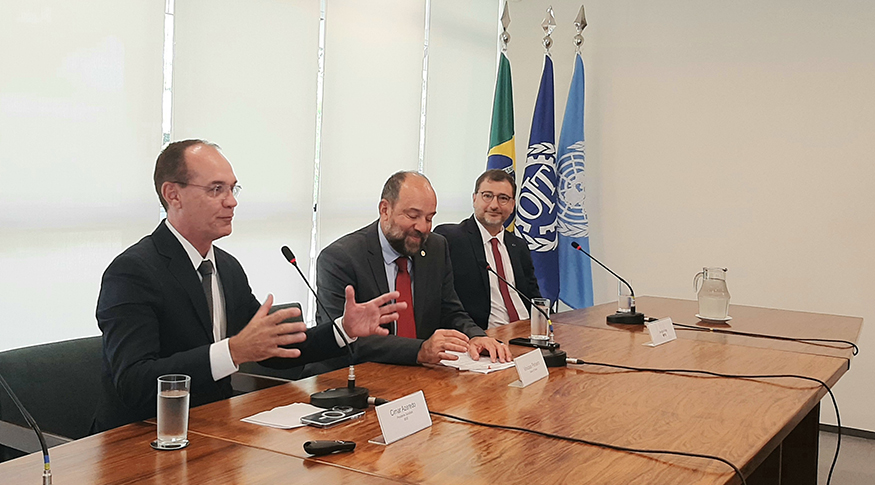 #PraCegoVer A foto mostra Presidente interino do IBGE, Cimar Azeredo, abre em Brasília evento comemorativo dos dez anos da Pnad Contínua.